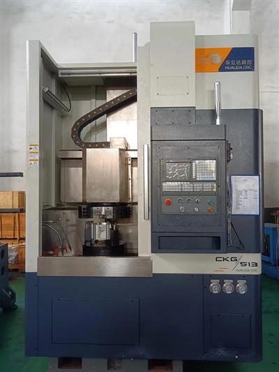 ¿Qué lenguajes de programación se utilizan para tornos CNC verticales?
